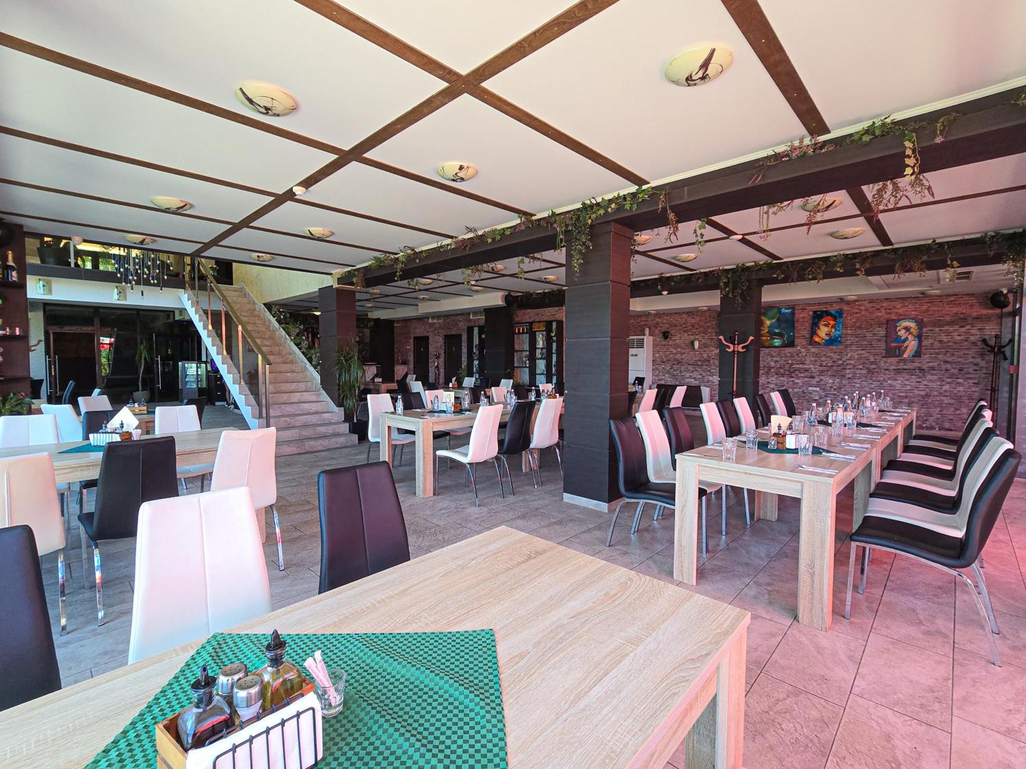 Комплекс Бабенец Hotel Gorna Oryakhovitsa Exterior foto